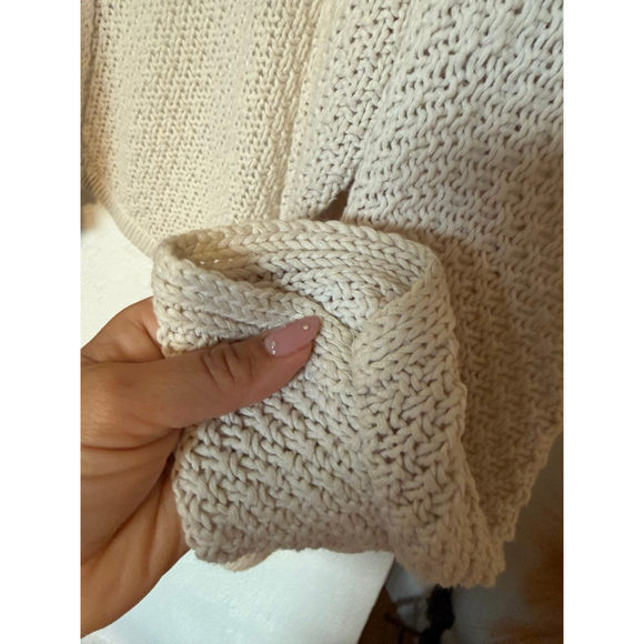Preowned, Brandy Melville cream cable knit cardigan sweater , one size - Picture 4 of 4